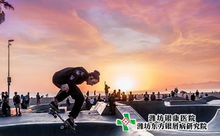 手部牛皮膚癬輕微的癥狀圖片