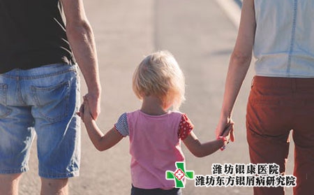 治療牛皮膚癬藥膏圖片會(huì)傳染嗎圖片