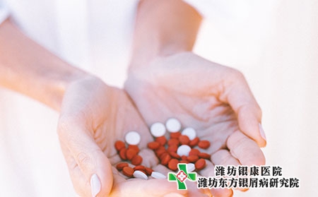 尋常型牛皮癬的癥狀特點有哪些?頭上癥狀表現?