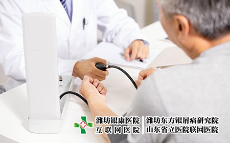 攝圖網_501359711_醫生給病人看病(企業商用)老人 攝圖網_501359711_醫生給病人看病(企業商用)老人