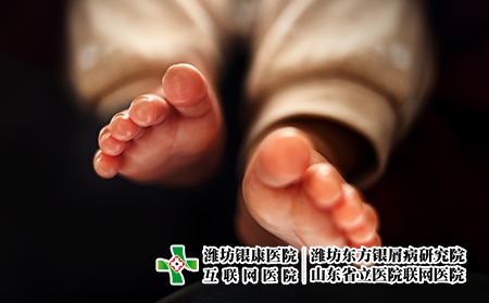 攝圖網_500712881_嬰兒粉嫩光滑的小腳（企業商用）