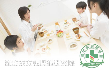 夏季銀屑病患者在家也實用的“度假養生法”