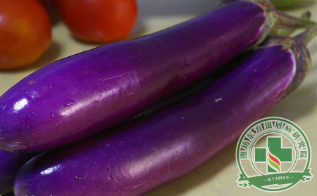 扯吧長茄煮水可以治療銀屑病