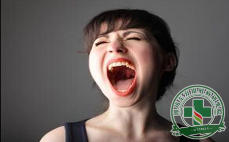 情緒引起失眠，銀屑病患者要多吐苦水  