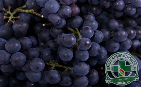 中看不中吃！銀屑病患者怎么避開徒有其表的水果？