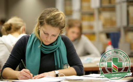 百花爭艷時 銀屑病患者在這個季節如何預防養生