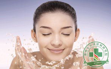 科學(xué)洗臉