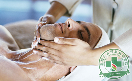 銀屑病患者熬夜后要學會這些補救措施