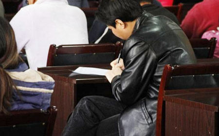 全城通告:4月12日大型抗銀專題講座現(xiàn)場問答篇,即將火爆開啟!