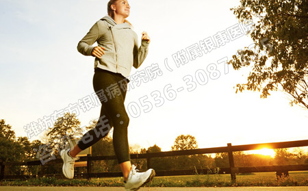 轉(zhuǎn)眼夏季要來臨銀屑病患者防護要稍作調(diào)整