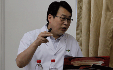 濰坊銀屑病醫院李華杰