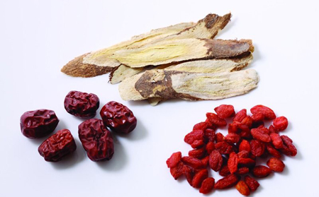 甘草泡紅棗治銀屑病