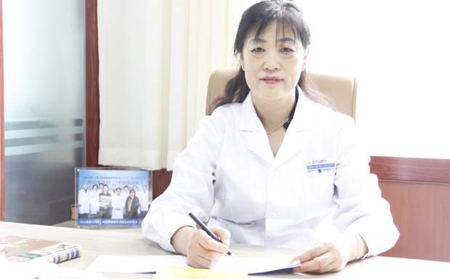 濰坊東方銀屑病研究院趙紅主任