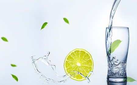 銀屑病患者睡前大量喝水防腦中風？濰坊銀你屑病醫生