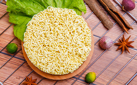 牛皮癬飲食,牛皮癬吃方便面