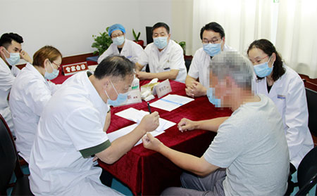 濰坊東方銀屑病研究院京·魯銀屑病名醫(yī)聯(lián)合公益會(huì)診