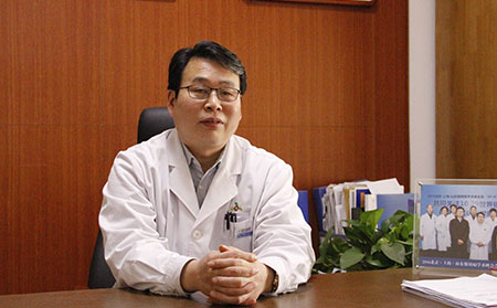 2月27牛皮癬聯(lián)合會診院長李華杰