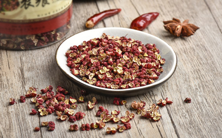 偏方能治療牛皮癬嗎,胡椒水能治牛皮癬嗎