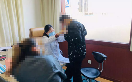 皮膚科郭麗主任：春季誘因多疾病易反復建議做好防治工作，抵御銀屑病復發