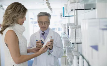 斑塊狀牛皮癬如何治療生物制劑uvb光療用什么藥及牛皮癬皮膚護理