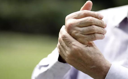 非對稱性與對稱性銀屑病關節炎