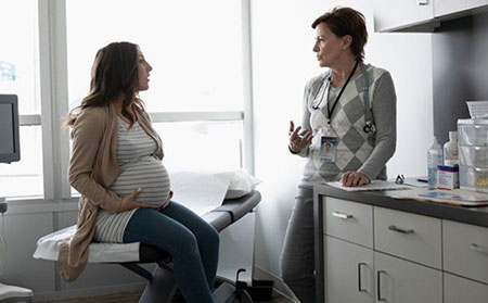 女性銀皮膚癬孕婦