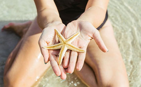 銀皮膚癬_暢游海中