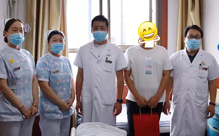 濰坊東方銀屑病研究院為患者送月餅3